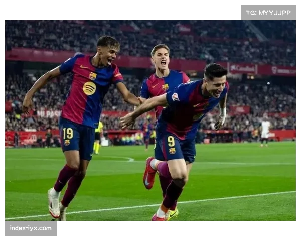 西甲争冠进入白热化阶段 巴萨皇马仅一分之差交替领跑